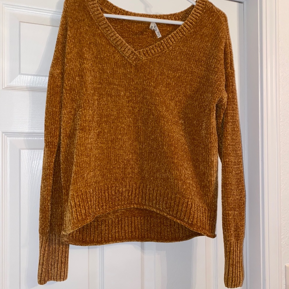 Small Mudd Sweater
